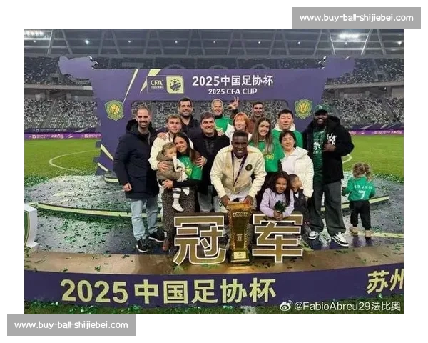 法比奥社媒庆生:宝贝 6 岁快乐,爸爸永远是你的守护者! 法比奥社媒庆生:宝贝 6 岁快乐,爸爸永远是你的守护者!